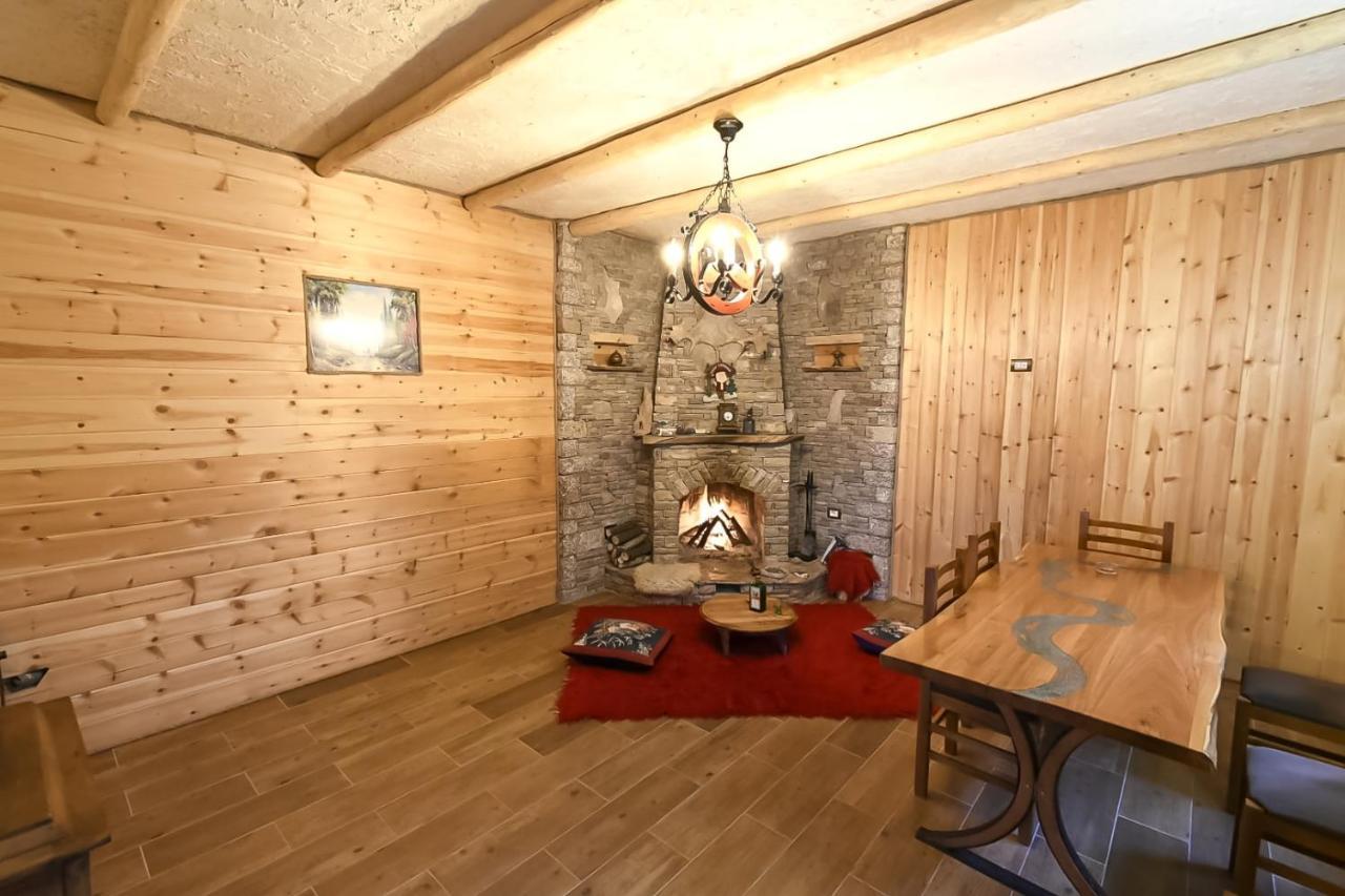 Bujtina Shkodrani Bed & Breakfast Voskopoje Exterior photo